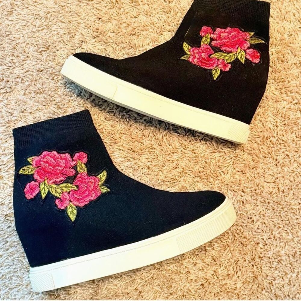 Steve Madden Black Knit Wedge Sneakers with Pink Floral Embroidery